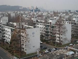 서울 강남의 주요 재건축아파트 단지인 반포 주공1단지 전경