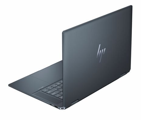 HP가 세계 최대 가전·IT 전시회인 'CES 2024'에서 공개한 HP 스펙터 x360 16 노트북./HP 제공