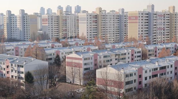 “규제 풀리니 급매물 거뒀다”… 전국 아파트값 ‘역대 최대폭 하락’ 멈췄다