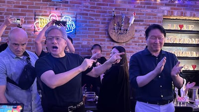 “치킨이 그리웠다” 젠슨 황의 ‘BBQ치킨 2차’, 최태원이 ‘244만원’ 골든벨