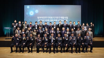 세계 첫 안압 측정 콘택트렌즈·배아발달 예측 AI… 혁신 의료기기 10選
