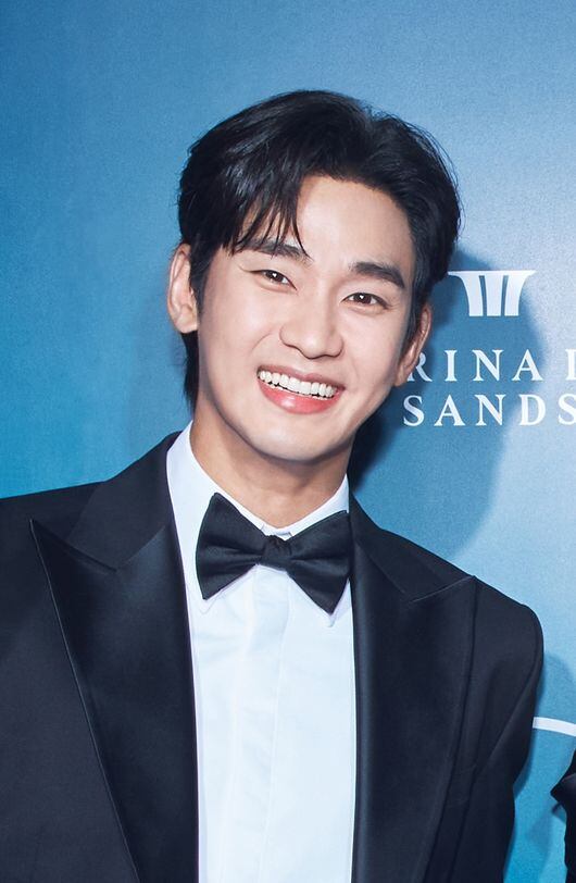Kim Soo-hyun Discusses Role in 'Knock Off' and Romance Element