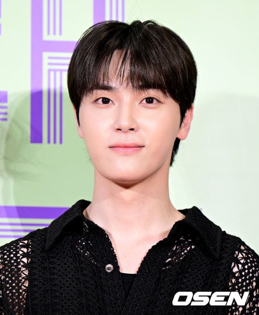 Aoi Sora - Hành Trình Đầy Đặc Biệt Trong Ngành Giải Trí Nhật Bản Và Sự Thay Đổi Xã Hội 3 Aoi Sora - Hành Trình Đầy Đặc Biệt Trong Ngành Giải Trí Nhật Bản Và Sự Thay Đổi Xã Hội