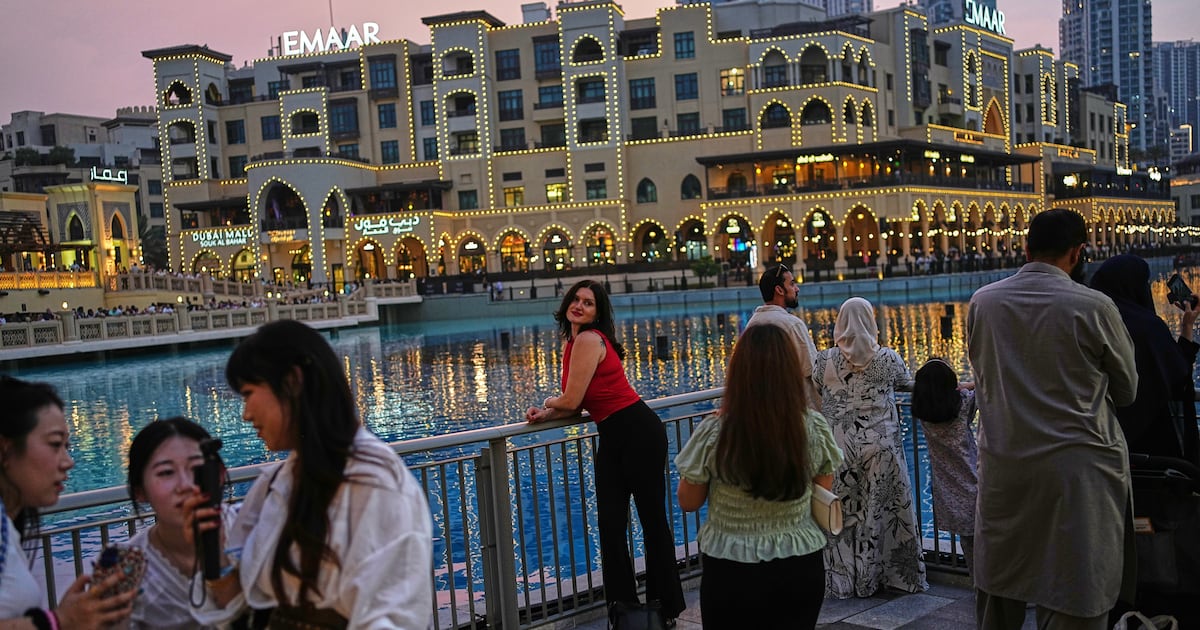 UAE Attracts International Finance and Residents as Conflict Impacts Tourism and Logistics UAE Attracts International Finance and Residents as Conflict Impacts Tourism and Logistics