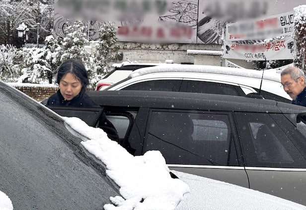 Kim Min-hee Attends Berlin Film Festival Amid Pregnancy Rumors