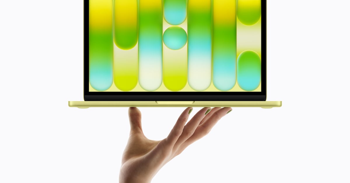 애플, 99만원 '맥북 네오'로 중저가·교육용 시장 정조준 - 뉴스 썸네일 이미지