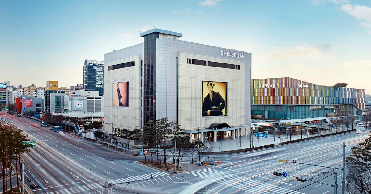 “소액주주 대변하는 이사 선임하라”… 광주신세계 주총장서도 표 대결 전망 - 뉴스 썸네일 이미지