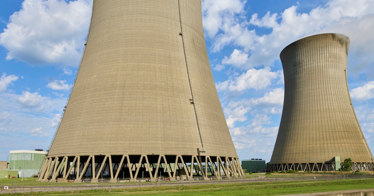 "전기 없이는 AI도 없다"... 원전·전력망 확보에 사활 건 美 빅테크 - 뉴스 썸네일 이미지
