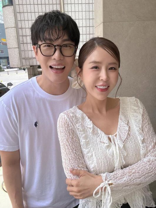 Shin Ji's Agency Investigates Allegations Against Fiancé Moon Won