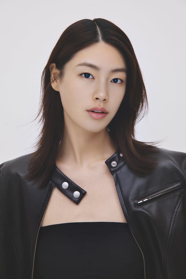 LF, 가상 패션모델 ‘나온’ 공개... 패션 콘텐츠 특화 모델로 활동 - 조선비즈