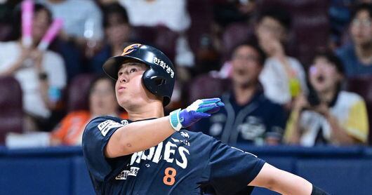 Hanwha manager prioritizes Roh Si-hwan's defense over low batting ...