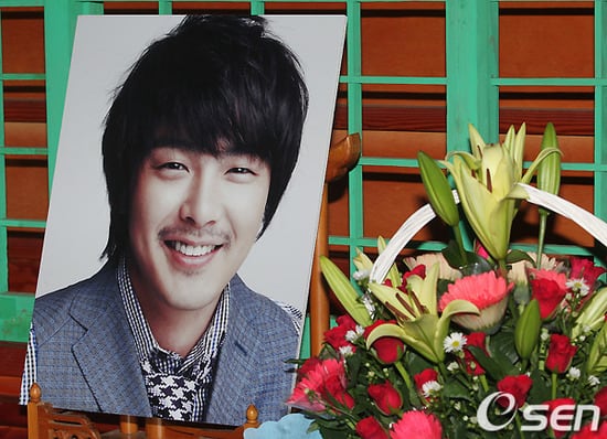 Remembering Park Yong-ha: 15 Years Since His Passing