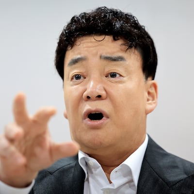 M&A에 쓴다고 했던 935억 파킹통장에… 백종원 더본코리아, 연내 인수전 나설까