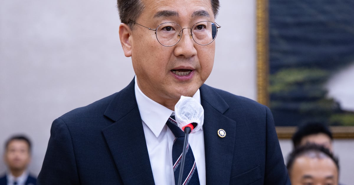 음주운전 청장 잘랐는데 사과하라 난리 ㅋㅋㅋ 정치판 개판