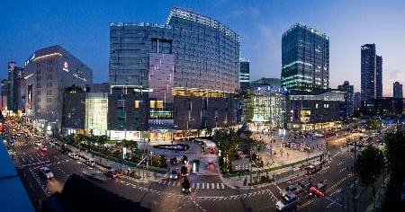 코람코신탁, 영등포 타임스퀘어 매각 본격화... 국내외 자문사에 RFP 발송 - 뉴스 썸네일 이미지