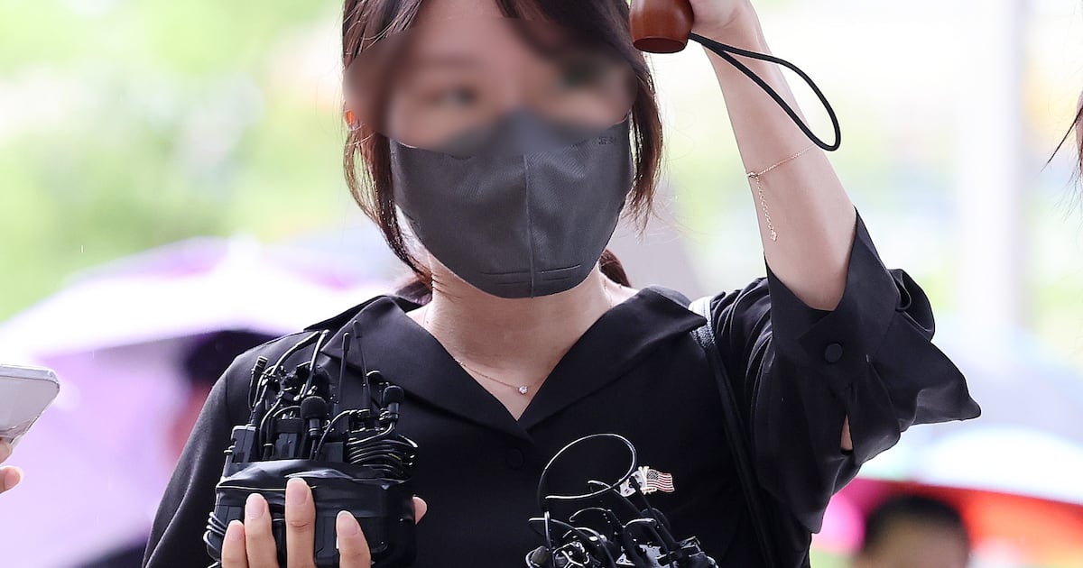유치장 나온 올다르크의 엉뚱한 걱정 '김건희 여사는 얼마나 불편했을까'