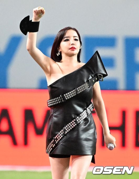park bom short dress Park Bom shows off stunning weight loss in elegant dress total goddess vibes