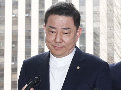 경찰, ‘13가지 비위 혐의’ 김병기 구속영장 신청… 의혹 1년만