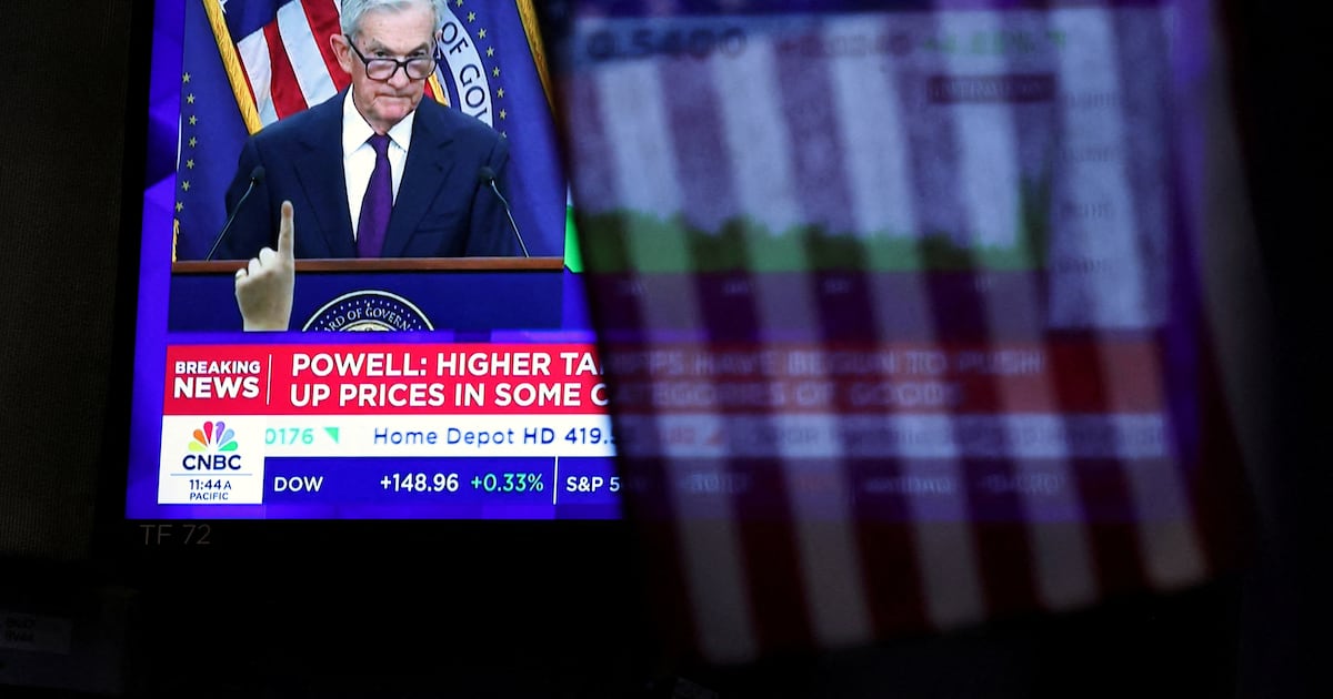 Blue Owl Halts Redemptions, Stoking Private Credit Fears