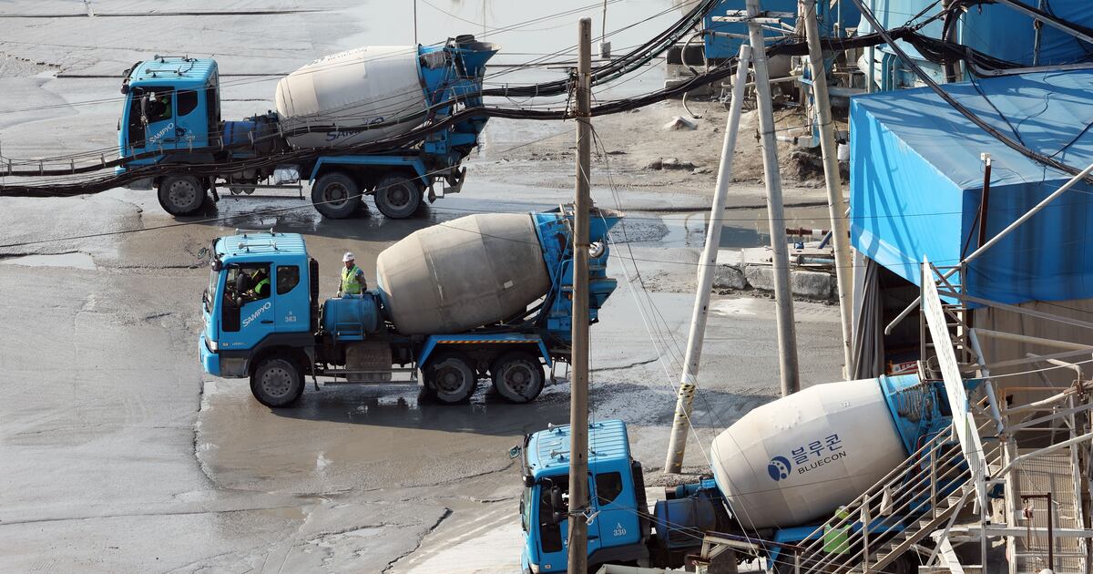 Construction industry agrees to 2.5% price reduction for ready-mix ...