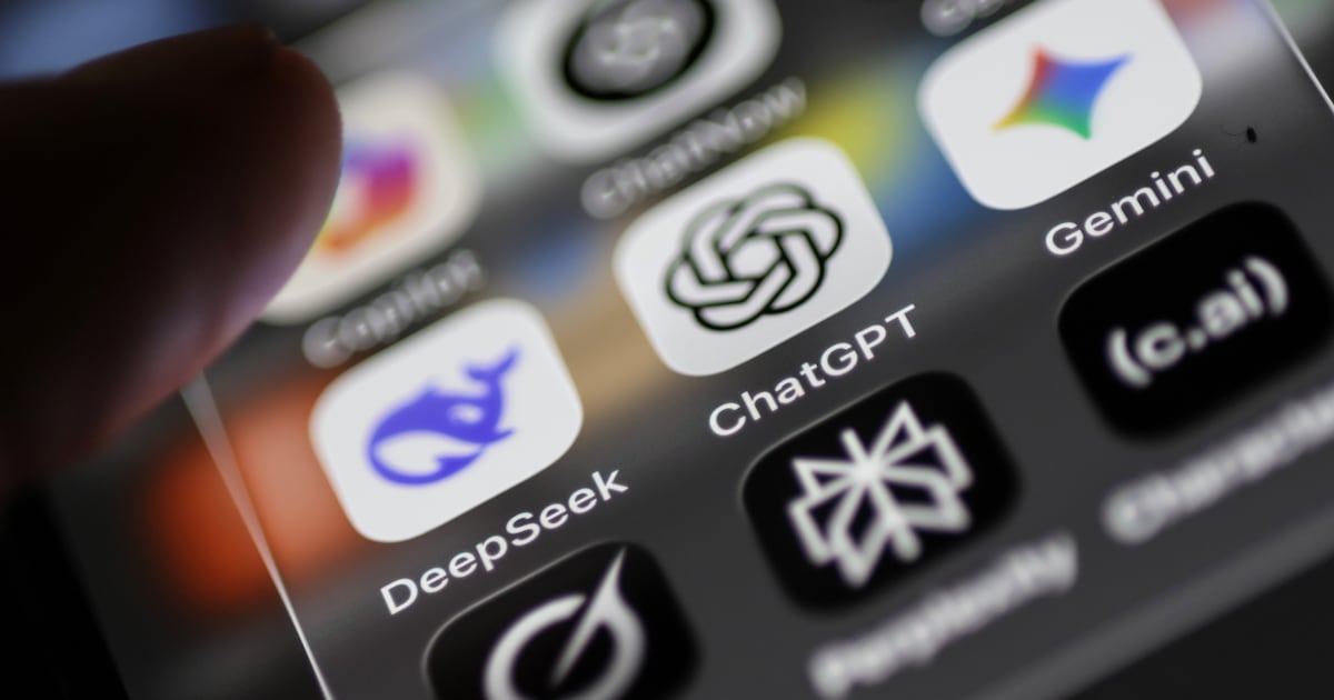 AI 패권전쟁 본격화... 오픈AI, 내부 경보 '레드' 띄우고 구글 견제 - 뉴스 썸네일 이미지