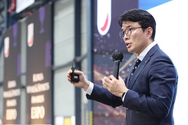 김선명 한국세무사회 부회장이 7일 서울 세텍에서 열린 대한민국주류대상 박람회에서 강연을 하고 있다. /조선비즈