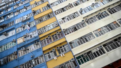 홍콩 중상위층 ‘집 사느니 여행 간다’… 부동산 불패신화 ‘흔들’