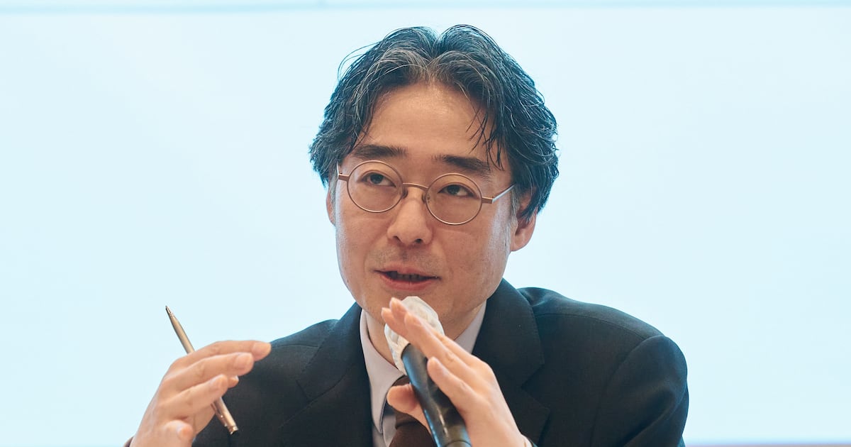 한미 임종윤, DXVX에 1000억 투입 후...대표는 교체·코리는 홍콩 IPO 추진 - 뉴스 썸네일 이미지