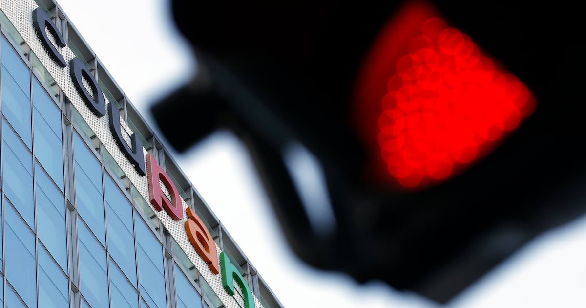 쿠팡 사태 선 긋는 큰손들... 2대 주주 베일리 기포드 "일시적 이슈" - 뉴스 썸네일 이미지