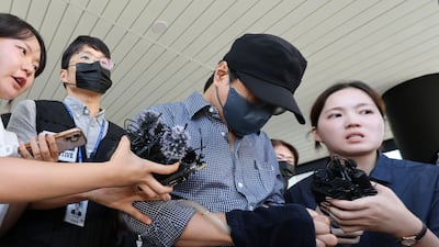 ‘실종 허위종결’ 경장, 경찰서 女화장실도 침입… DNA 검출
