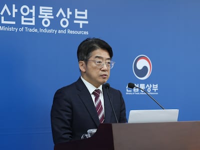 정부, 석유 최고가격제 당분간 유지...주말 상황 보고 해제 여부 결정