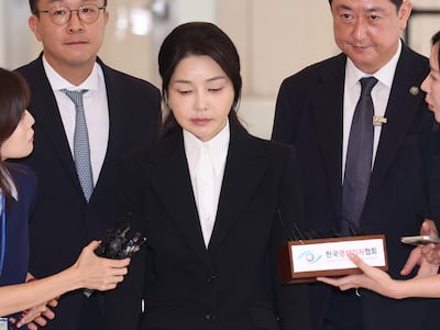 “남편이 대통령 돼 다 잃었다”…‘매관매직’ 혐의 김건희, 항소심서 무죄 주장