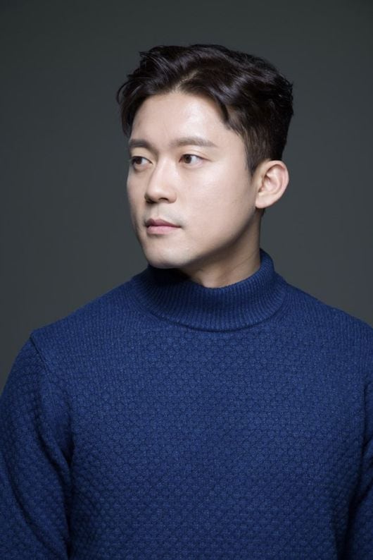 Um Ji-in Discusses Former MBC Announcer Kim Dae-ho on KBS2 Show