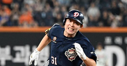 21일 대전 원정경기에서 수비 위치로 이동하는 박계범