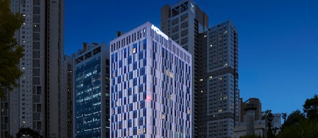JK Riverstone REIT上場廃止清算選択が合理的 - ChosunBiz