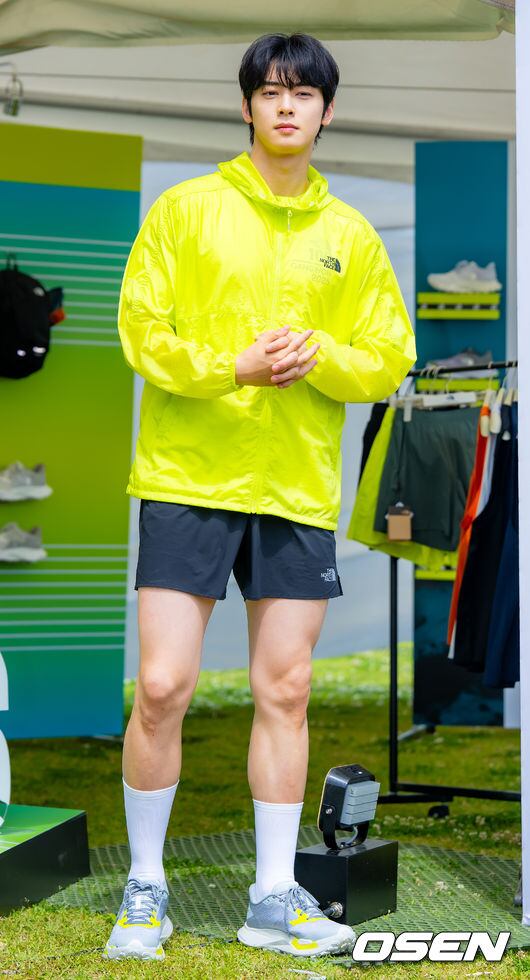 Cha Eun-woo Successfully Completes 11km Marathon