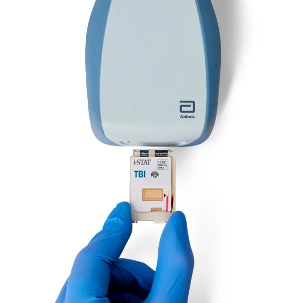 애보트의 외상성 뇌손상 혈액검사 기기 ‘아이스탯(i-STAT).’/Abbott