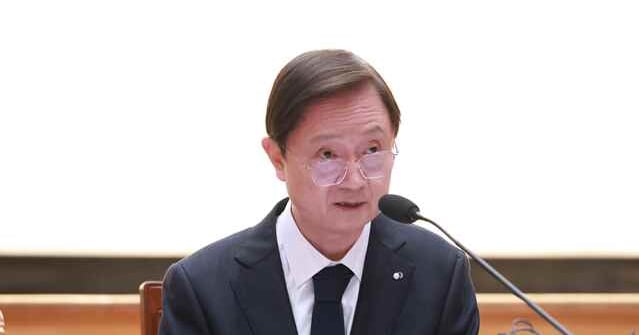 은행 감사는 '금감원 카르텔'... 11곳 중 10곳 싹쓸이 - 뉴스 썸네일 이미지