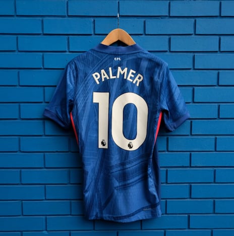 Cole Palmer takes Chelsea's iconic number 10 jersey ahead of Club