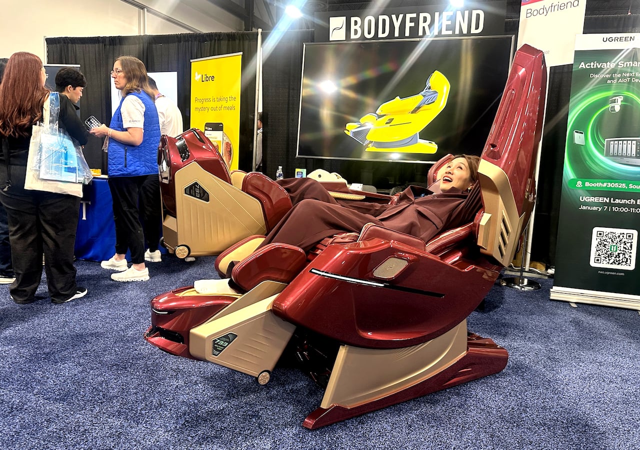 AI Healthcare Robot 733