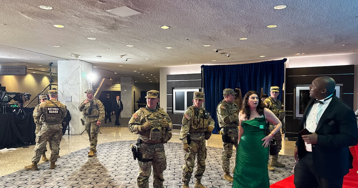 트럼프 총격 소동 관련 보도 대표 이미지