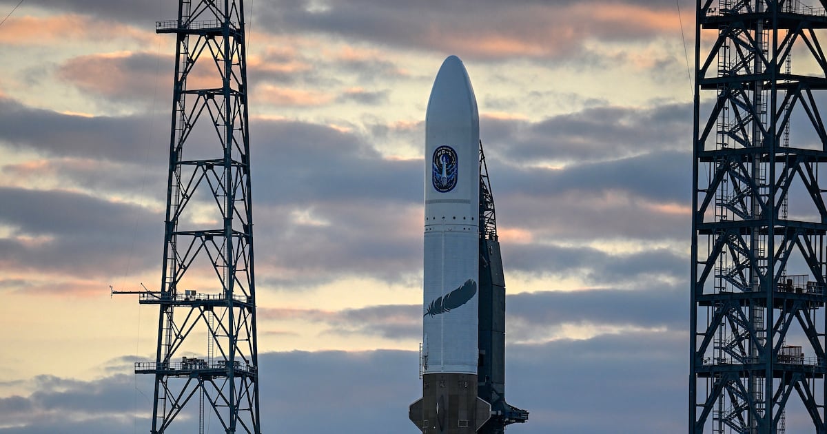 Blue Origin delays New Glenn launch amid rocket subsystem issues ...