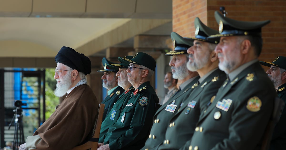 하메네이 죽고 나서 이란 지금 누가 통치하는 중인지 알아?