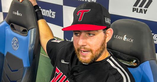Austin Dean leads LG Twins to historic 20 home runs in three ...