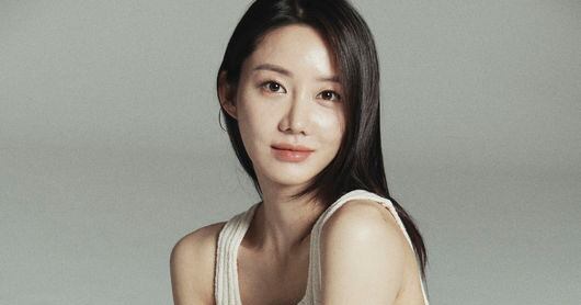 Han Geu-ru balances twin parenting and drama filming after divorce ...