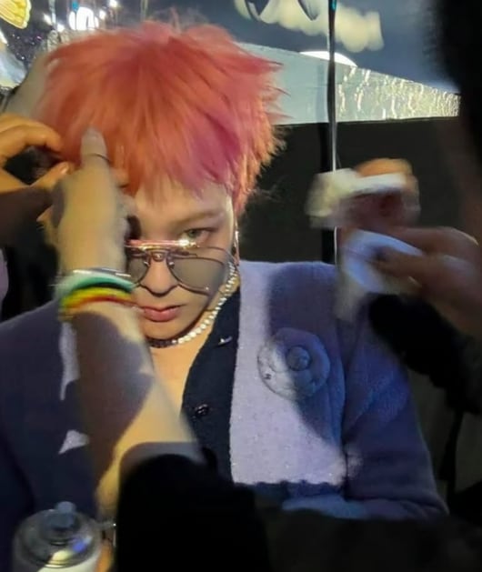 G-Dragon Teases Another Transformation: 'This is What an Idol Looks Like'