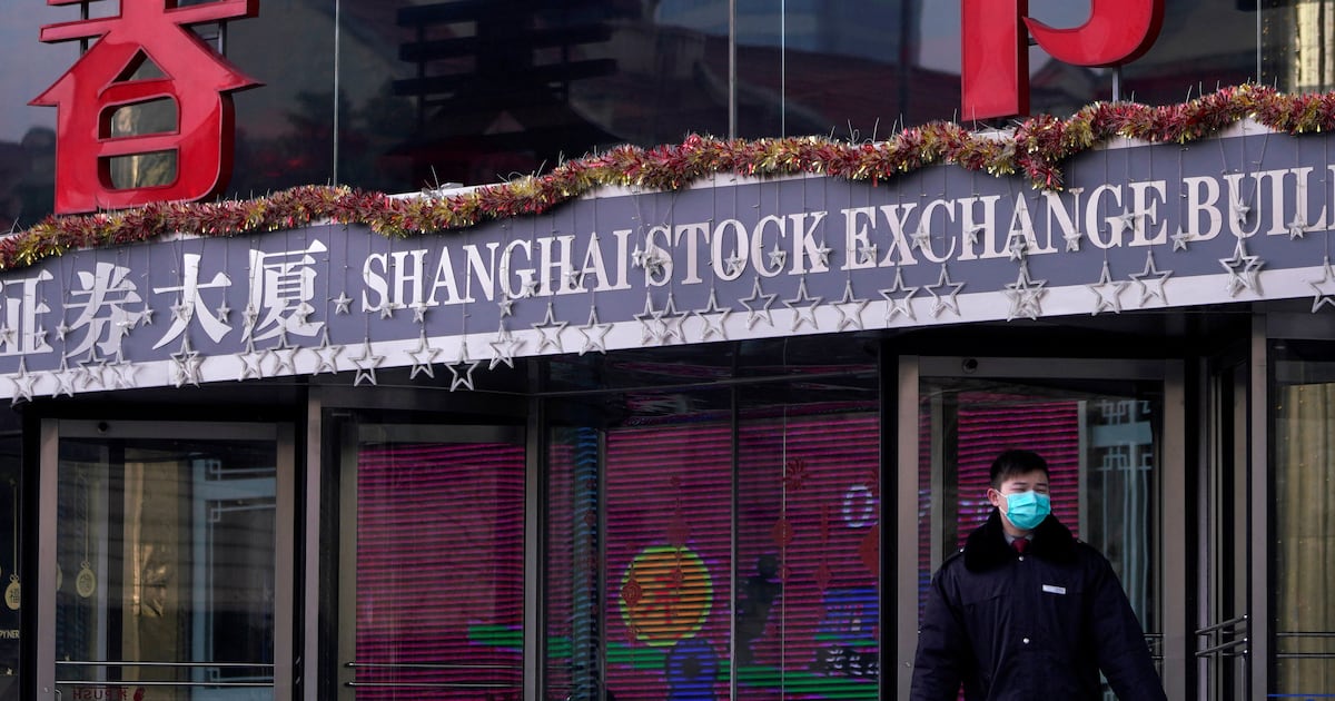 "안보 리스크" 경고에도... 中 AI에 다시 몰려가는 美 자본 - 뉴스 썸네일 이미지