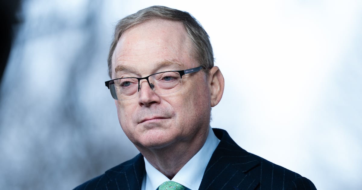 미국이 이란 전쟁에 18조 원 쏟아부었다는데 돈 잔치 장난 아니네?