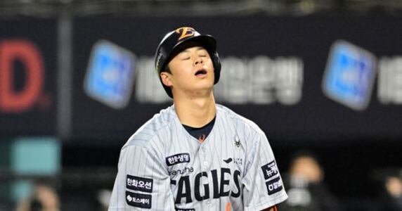 Roh Si-hwan struggles at plate while manager backs him despite game ...
