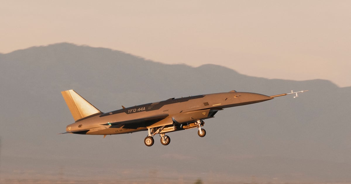 안두릴 무기 시스템 곳곳서 결함... 대형 방산업체 대안 의문 제기 - 뉴스 썸네일 이미지